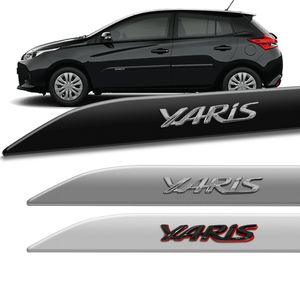 Jogo de Friso Lateral Yaris 2018 a 2025 Cor Original Facão Alto Relevo Cromado Preto Red Line