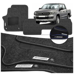 Jogo de Tapete Carpete Premium Amarok 2010 a 2024 Preto Grafite Com Placa Personalizada Volkswagen